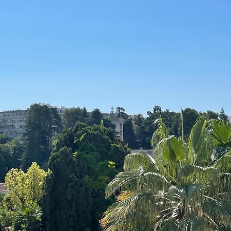 Appartement Spacieux Au Calme A Niza Exterior foto