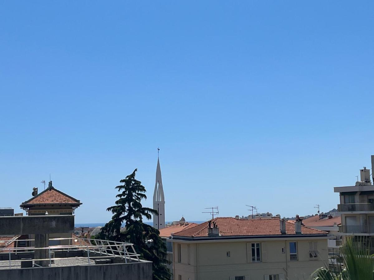 Appartement Spacieux Au Calme A Niza Exterior foto